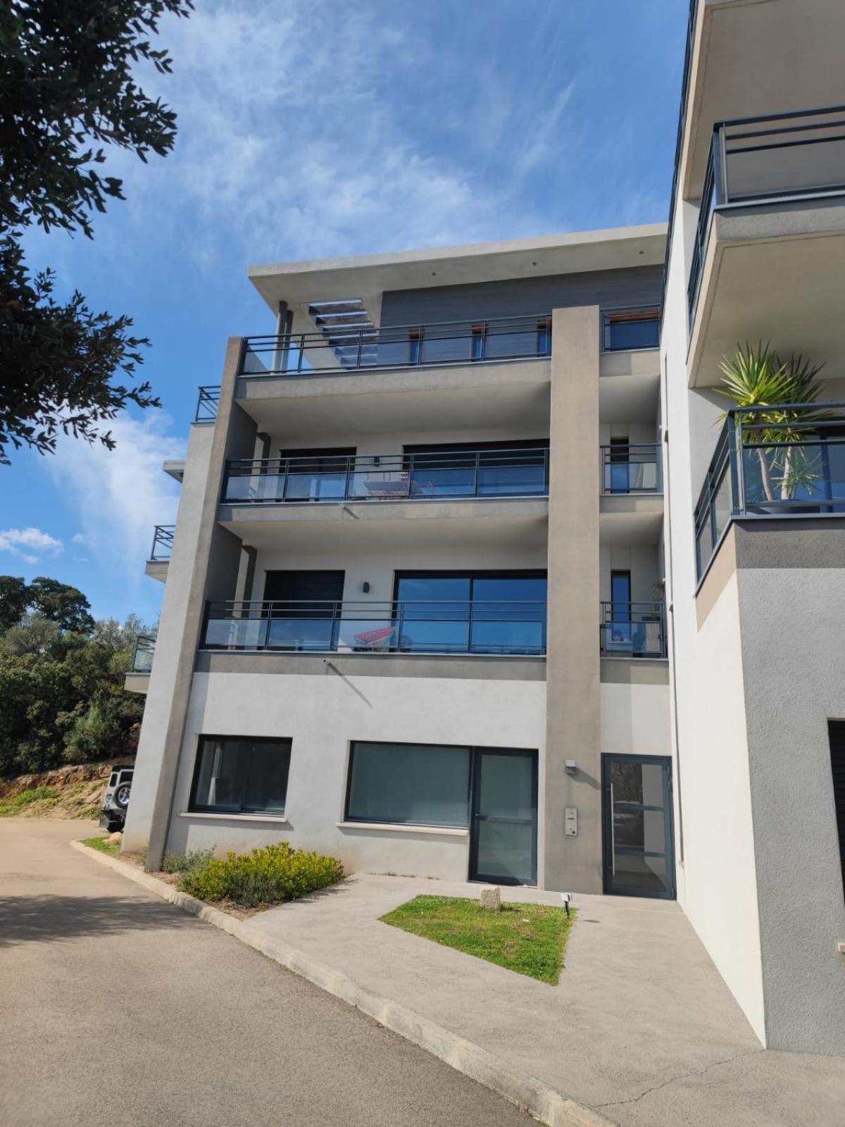 Bel Appartement Spacieux A Porto-Vecchio, 10Min A Pieds Du Centre Ville Εξωτερικό φωτογραφία